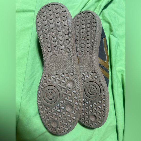 NEW Stylish Men's Sneakers in Brown and Tan - Picture 4 of 4